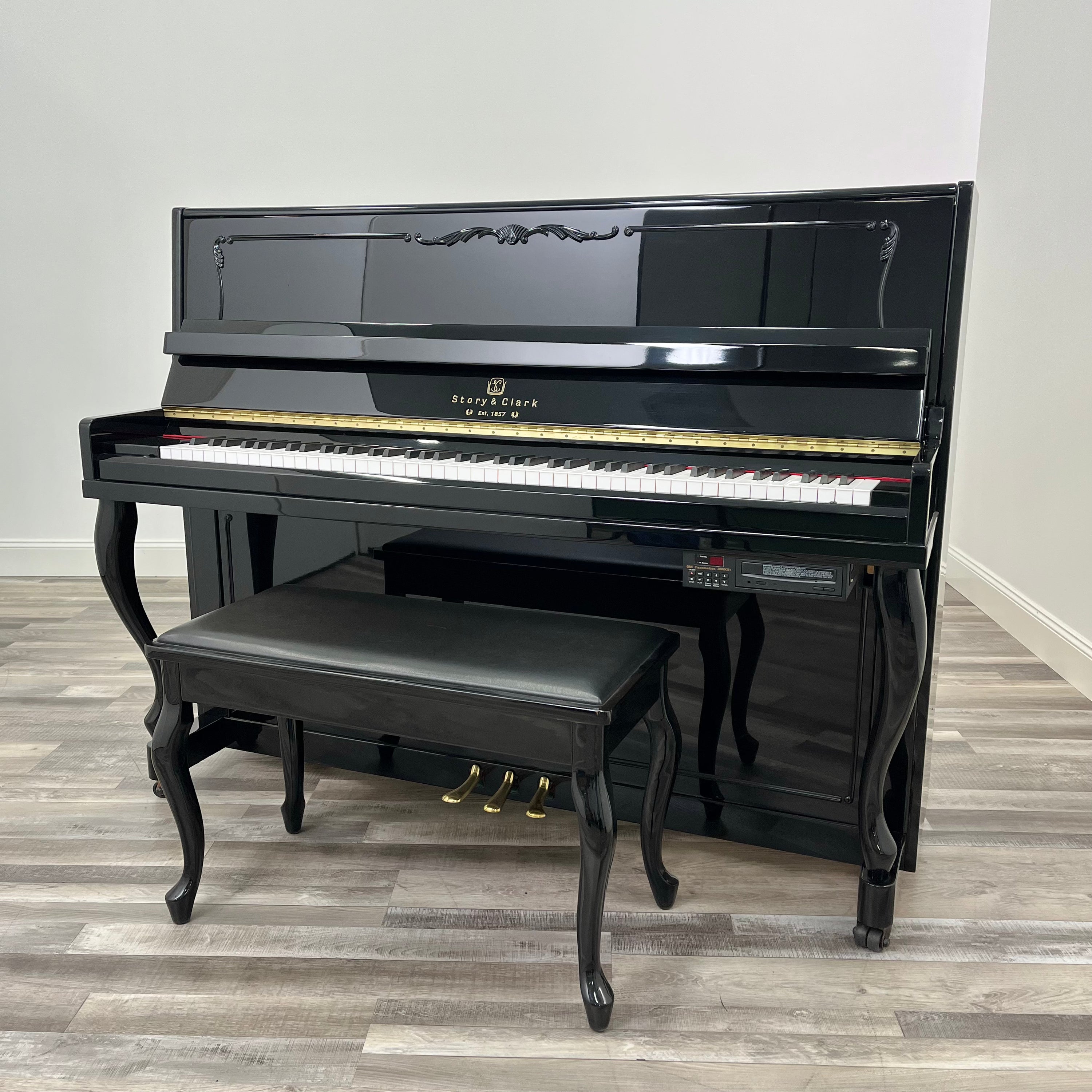 Story & Clark Studio W/QRS Player (45.5