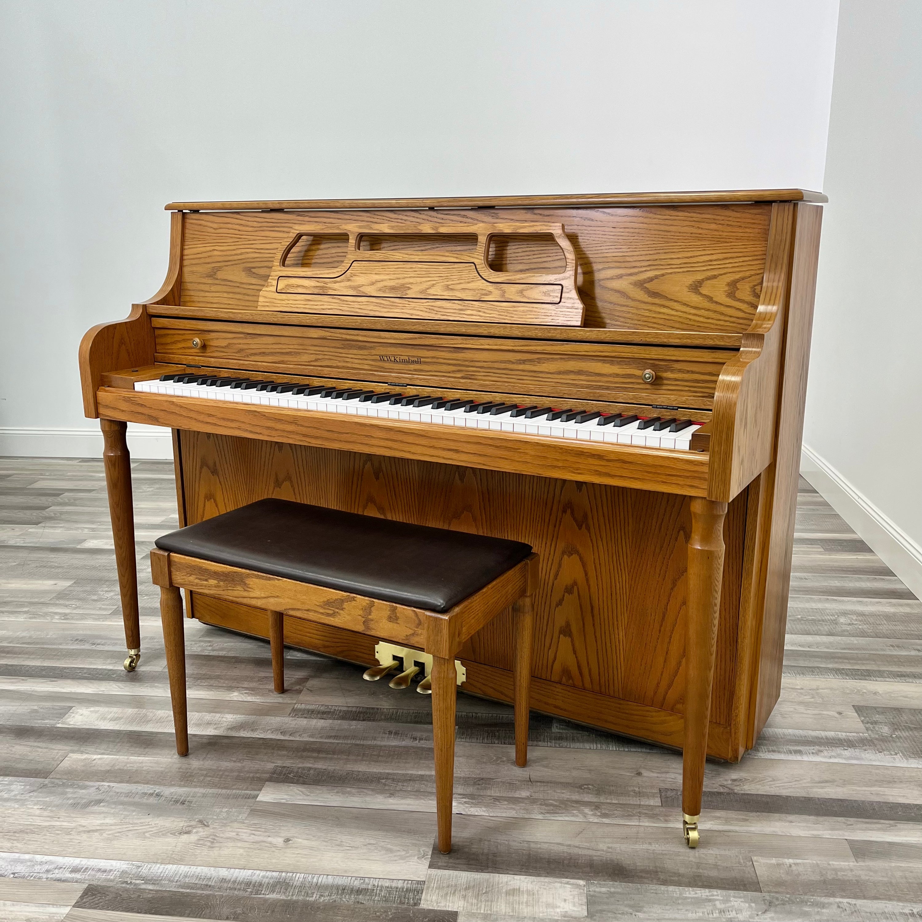 アップライトピアノ メーカー： KimBall Made in USA Kimball ピアノ | わらべ館 [童謡・唱歌とおもちゃのミュージアム]