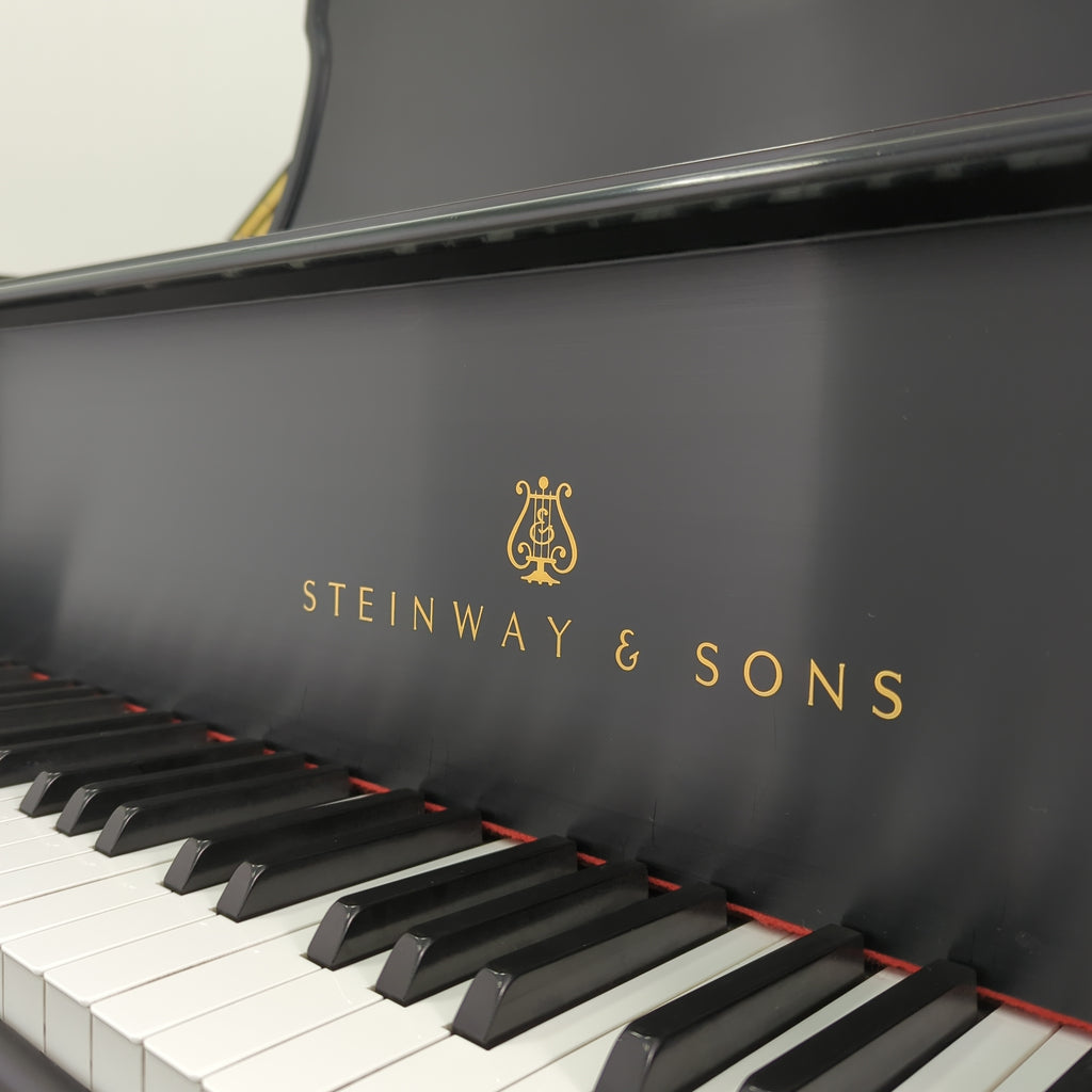 Steinway M (5’7”) in Satin Ebony, Serial # 542263 - Graves Piano Co.