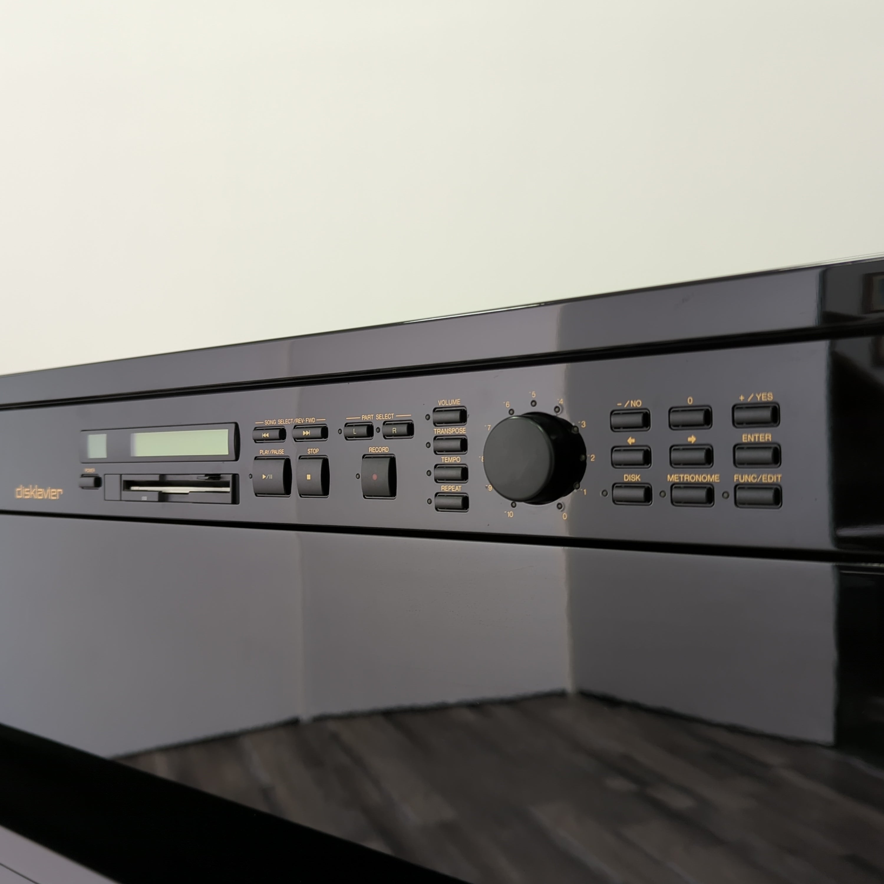 Yamaha MX100II (48
