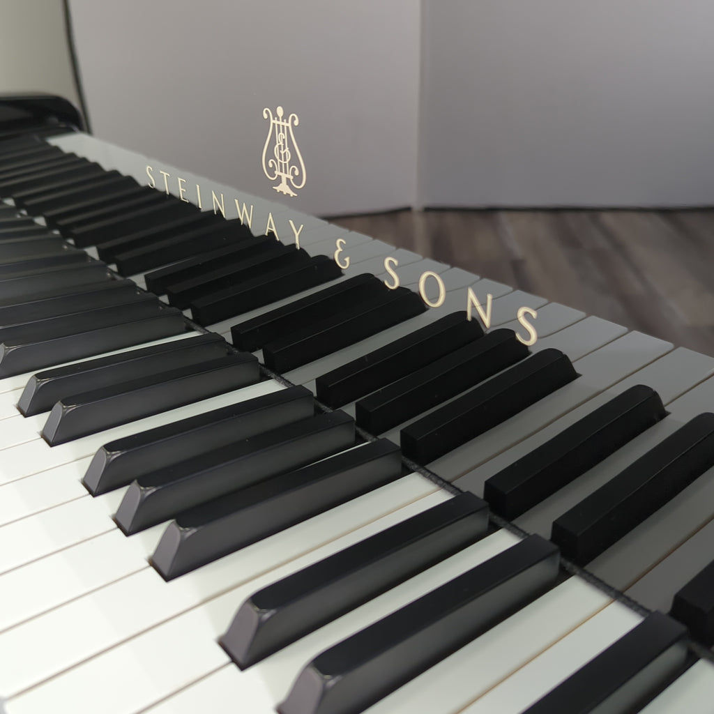 Steinway O (5'11") Polish Ebony with Sterling Hardware - Graves Piano Co.
