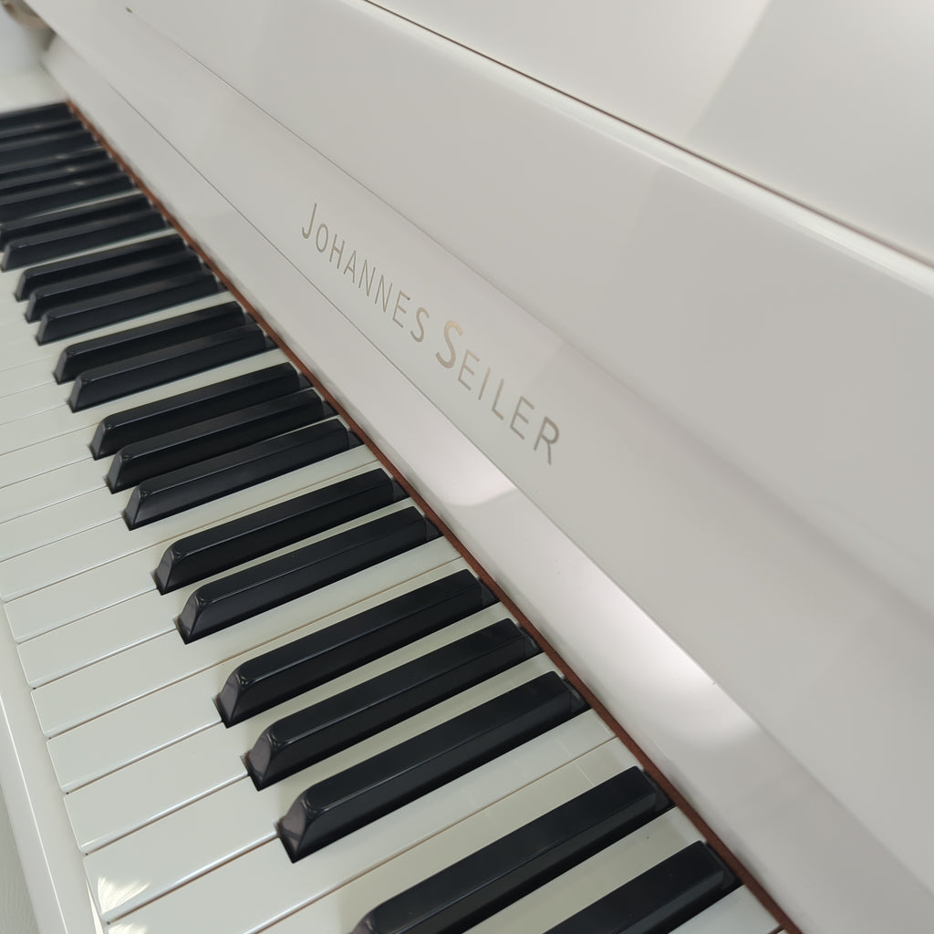 Johannes Seiler GS-110NDR - Graves Piano Co.