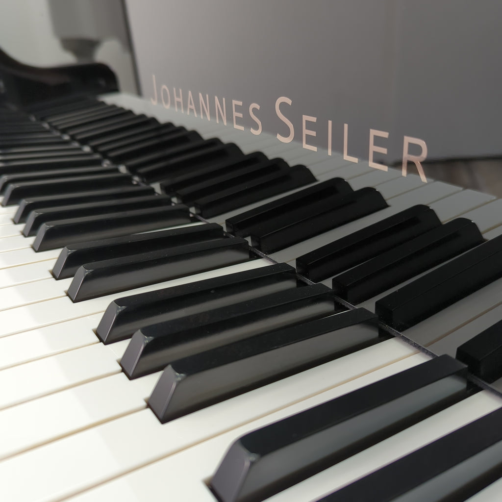 Johannes Seiler GS-150 B (5'0") Serial# ILLlG0020 - Graves Piano Co.